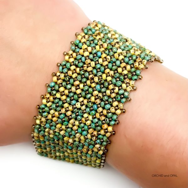 beaded flat chenille bracelet tutorial