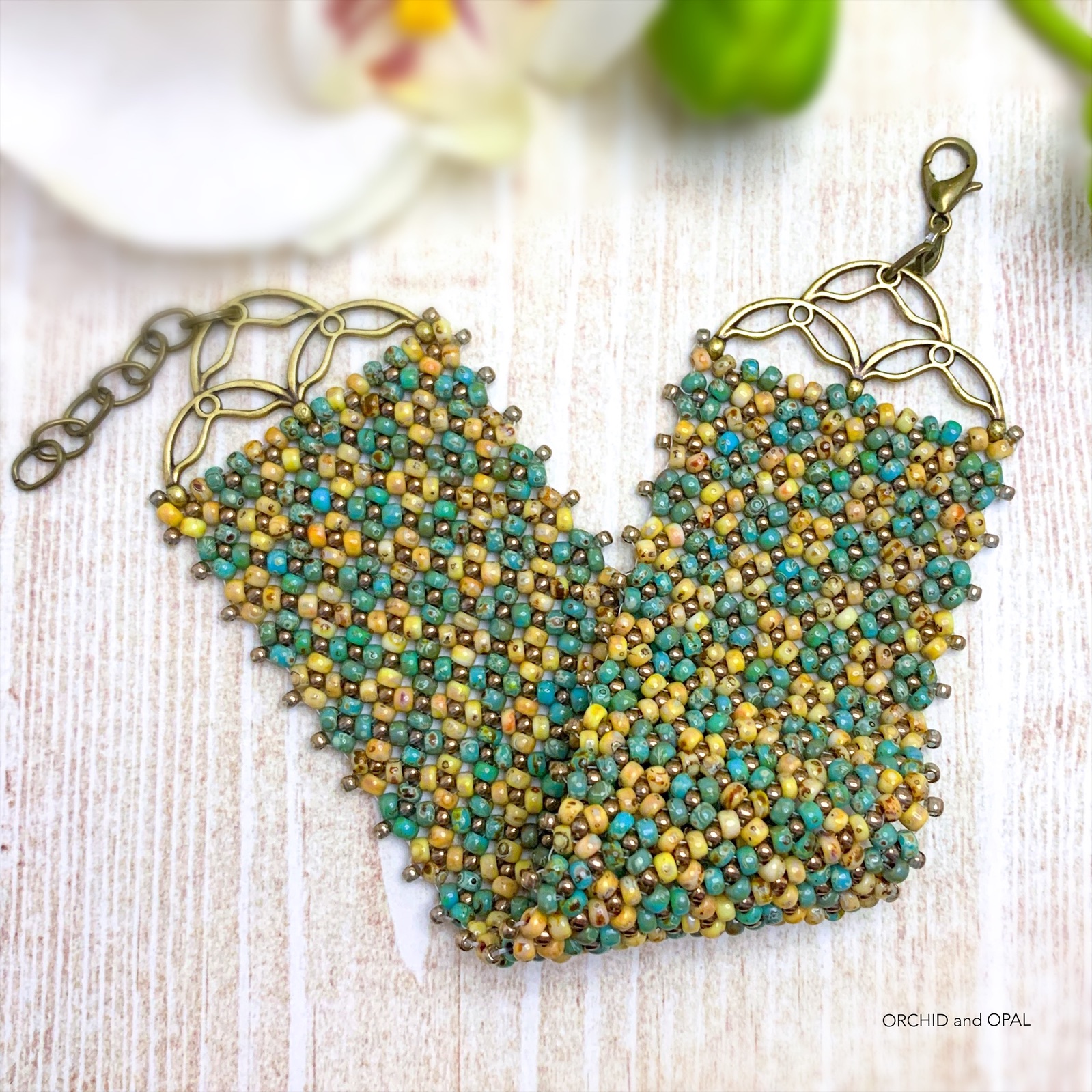 beaded flat chenille bracelet tutorial