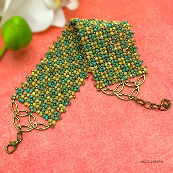 beaded flat chenille bracelet tutorial