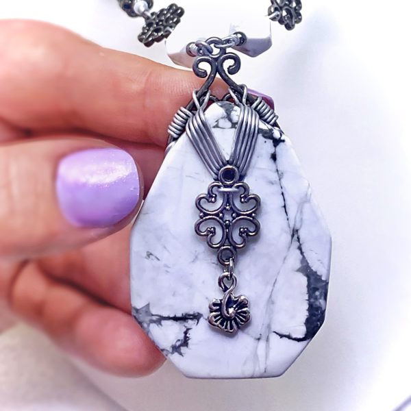 How to Wire Wrap a Stone Slab Pendant with a Metal Component