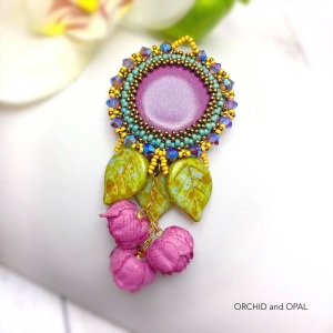 Brooches & Pendants