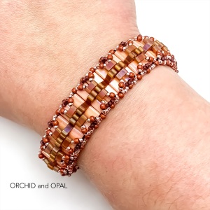 Pleated Tila Beaded Bracelet - Peach/Rose Gold