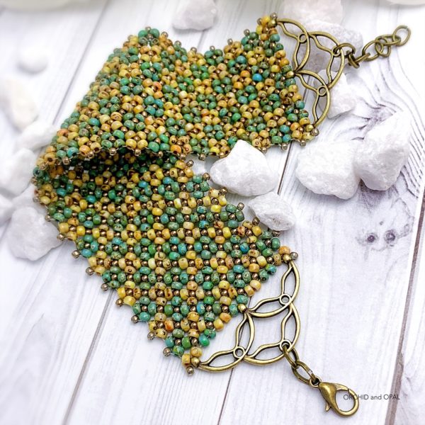 beaded flat chenille bracelet tutorial