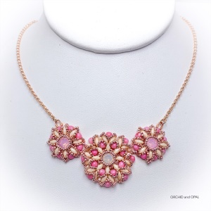 Spring Blossoms Beaded Necklace - Pink/Cream