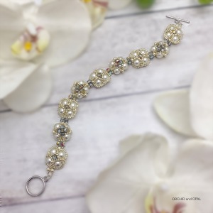 South Seas Beaded Pearl Bracelet Tutorial