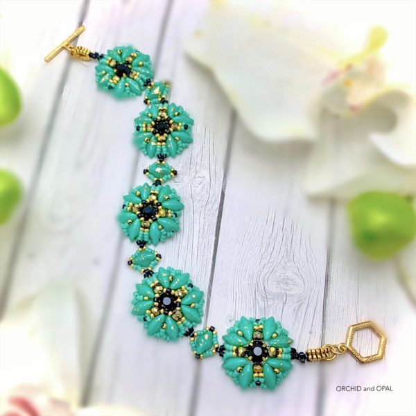 Hidden Treasure Beaded Bracelet - Turquoise/Gold