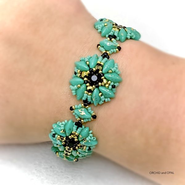 Hidden Treasure Beaded Bracelet - Turquoise/Gold
