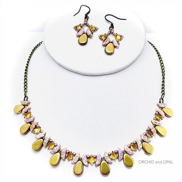 tantalizing tinos beaded necklace set gold rose