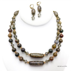 Dzi Agate Beaded Antique Bronze Two Strand Necklace Set