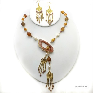 Druzy Beaded Chandelier Lariat Necklace and Earrings Set