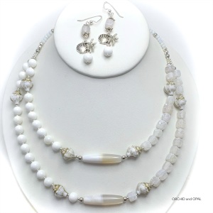 White and Silver Shell Two-Strand Necklace Set