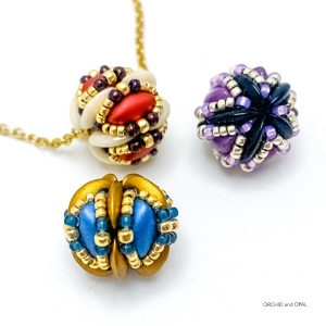 chameleon beaded bead small