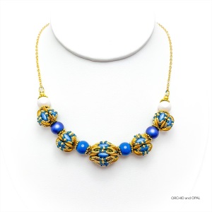 chameleon beaded beads necklace blue and gold