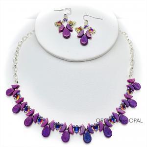 tantalizing tinos beaded necklace and earrings purple