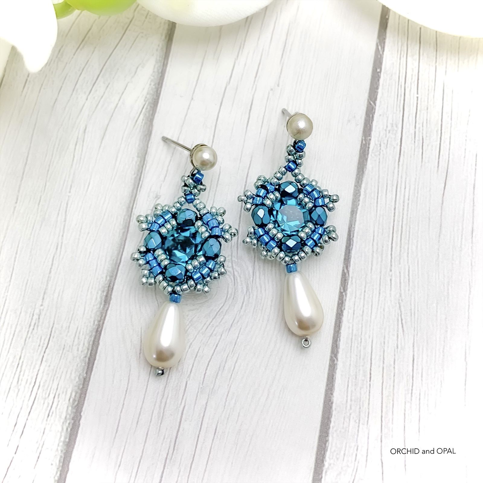 ice dancer earrings pearl 