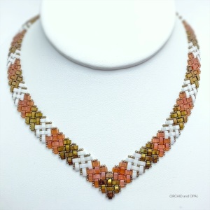 half tila herringbone v-necklace_orchid and opal 5